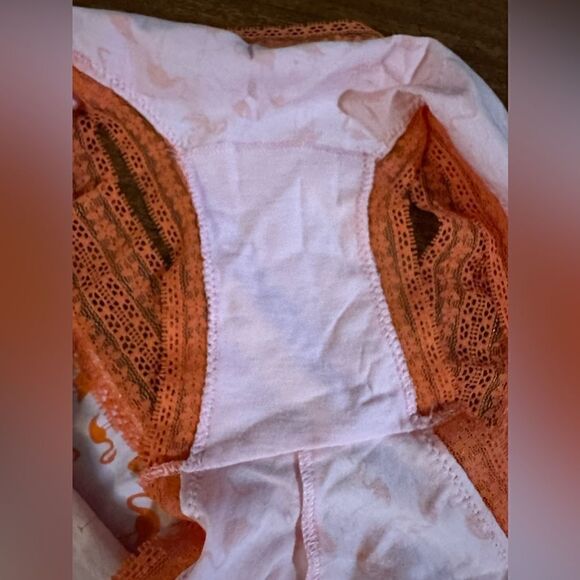 Victoria secret flamingo panties (m) - Picture 5 of 7